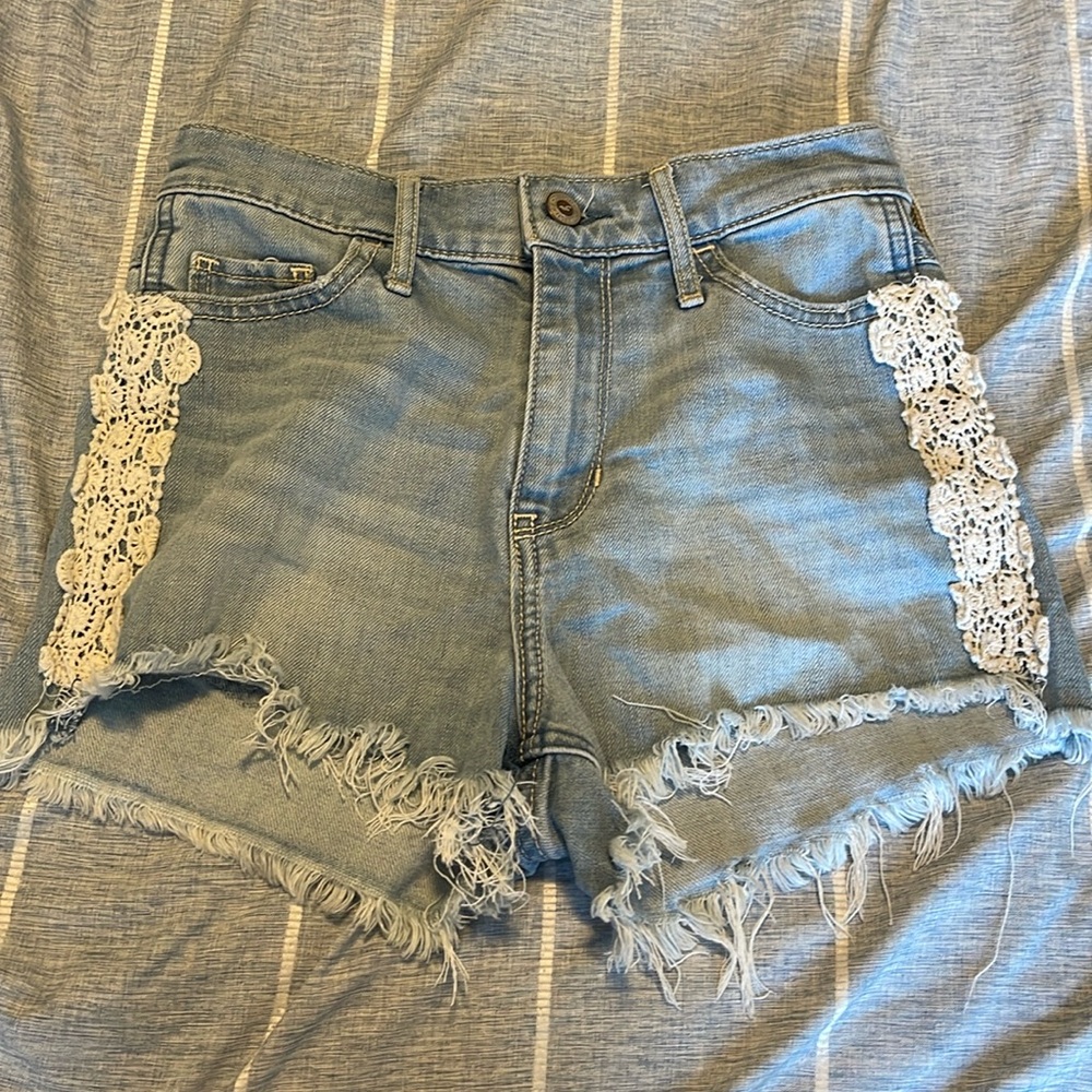 Hollister Short-Short, High rise jean shorts. Size 00